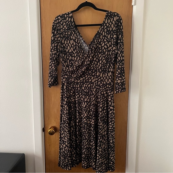 Maggy London faux wrap dress - Picture 4 of 4